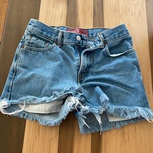 Vintage Levi Relaxed Fit Cutoff Jeans
